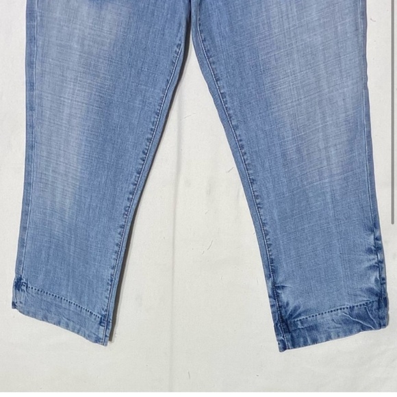 Vintage Tommy Hilfiger Denim Light Wash Resa Capri Ragged Aged Wash 28 - Picture 2 of 13